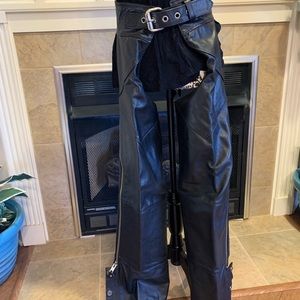 Harley Davidson size small black chaps.